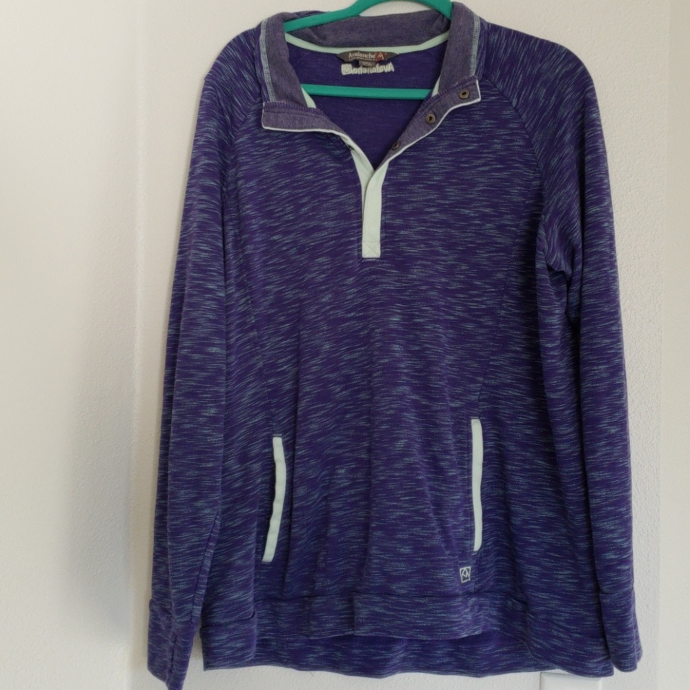 Avalanche Pullover
